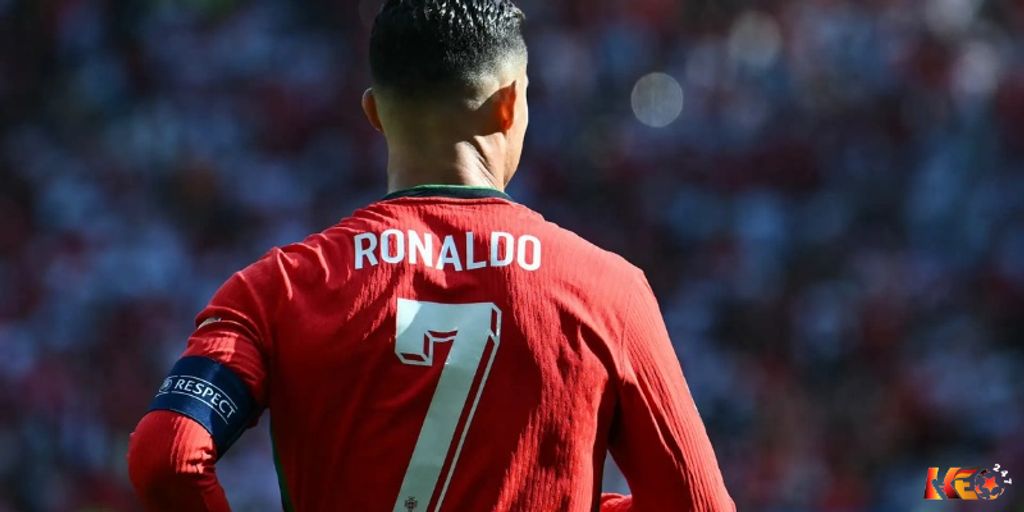 Ronaldo vẫn đang cống hiến sức lực cho đội tuyển quốc gia  | Keolive