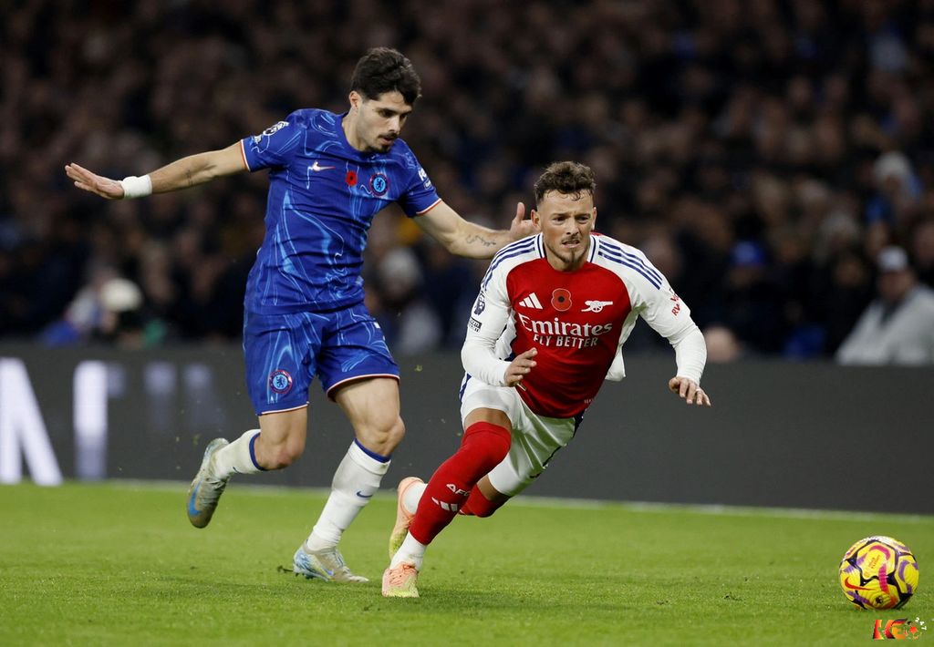 Arsenal đã để Chelsea cầm hòa 1-1 trong lượt đấu vừa qua. | Keolive