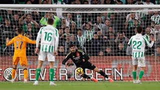 Hình ảnh cho bài Real Betis 2-1 Real Madrid: Chuyện gì đang xảy ra với Los Blancos?