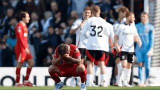 Hình ảnh cho bài Cú sốc tại Craven Cottage, Fulham làm chậm bước tiến của The Kop