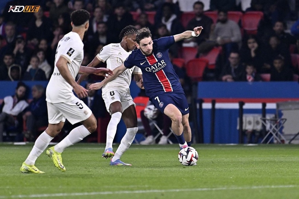 Khvicha và hàng công của PSG có một ngày thi đấu kém hiệu quả | Keolive