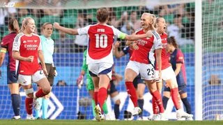 Hình ảnh cho bài Blackstenius ghi bàn quyết định, Arsenal Women lên ngôi vô địch Champions League