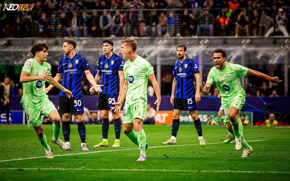 Olmo ghi bàn gỡ hòa 2-2 cho Barca | Keolive