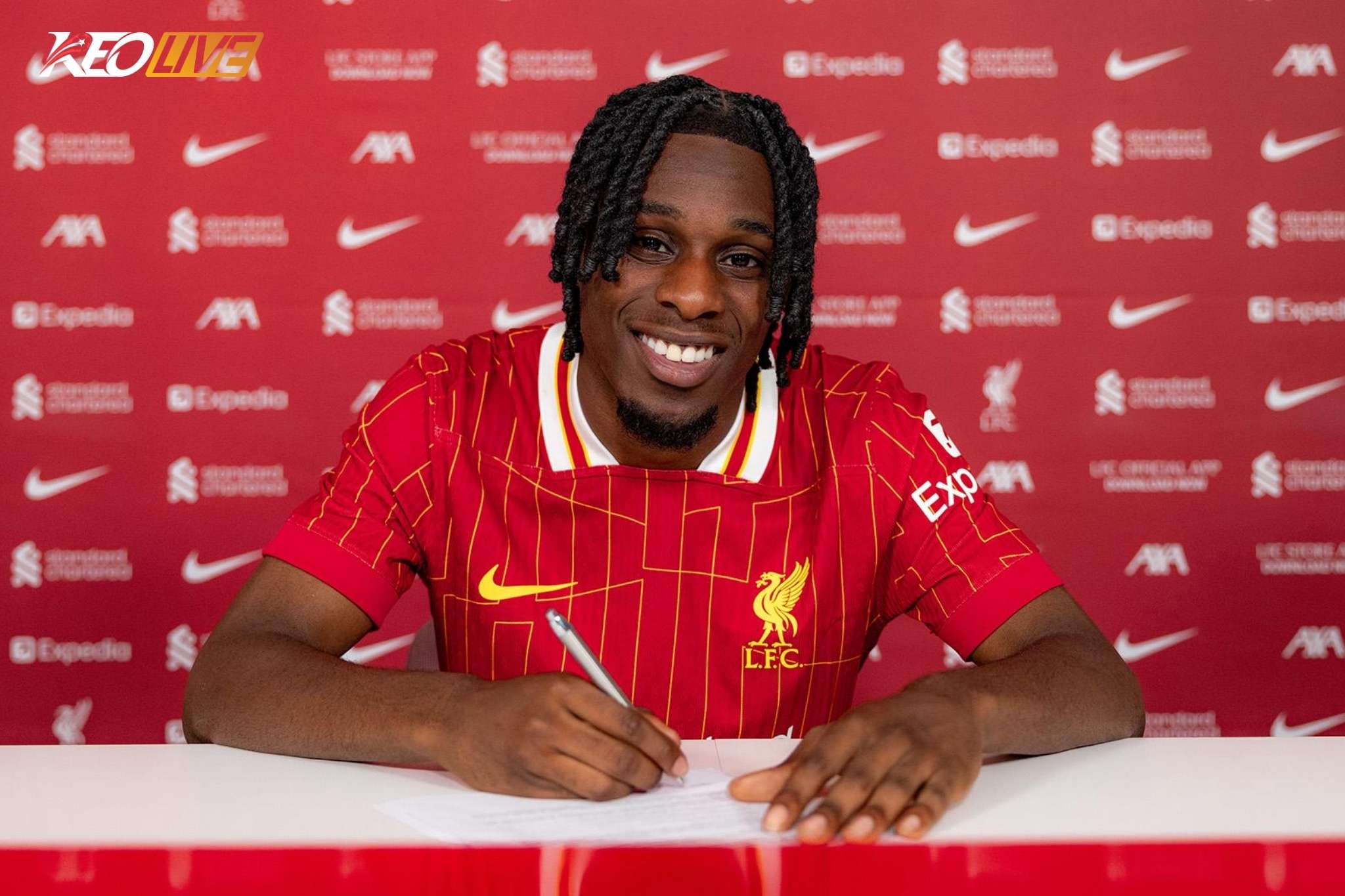 Frimpong sẽ thi đấu cho Liverpool với bản hợp đồng trị giá 35 triệu Euro | Keolive