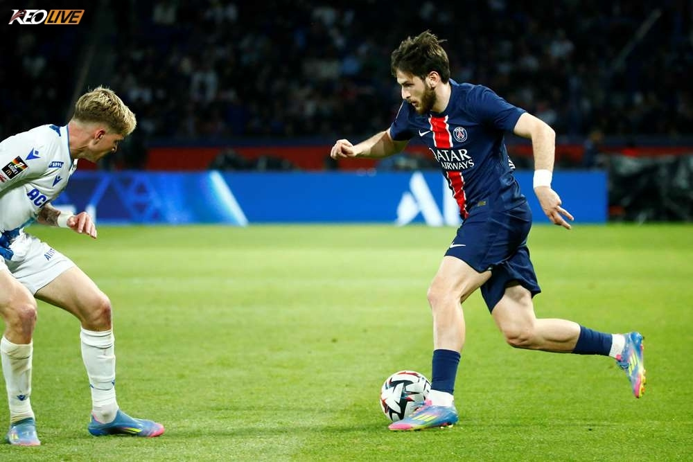 Khvicha thể hiện phong độ cực cao của mình kể từ khi gia nhập PSG vào tháng 1 | Keolive