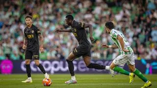 Hình ảnh cho bài Real Betis và Valencia chia điểm trong ngày chia tay Benito Villamarín