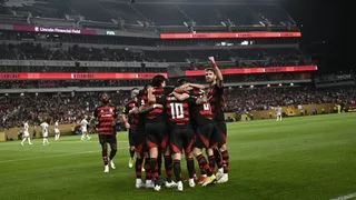 Hình ảnh cho bài Flamengo 2–0 Espérance: Araújo tỏa sáng rực rỡ