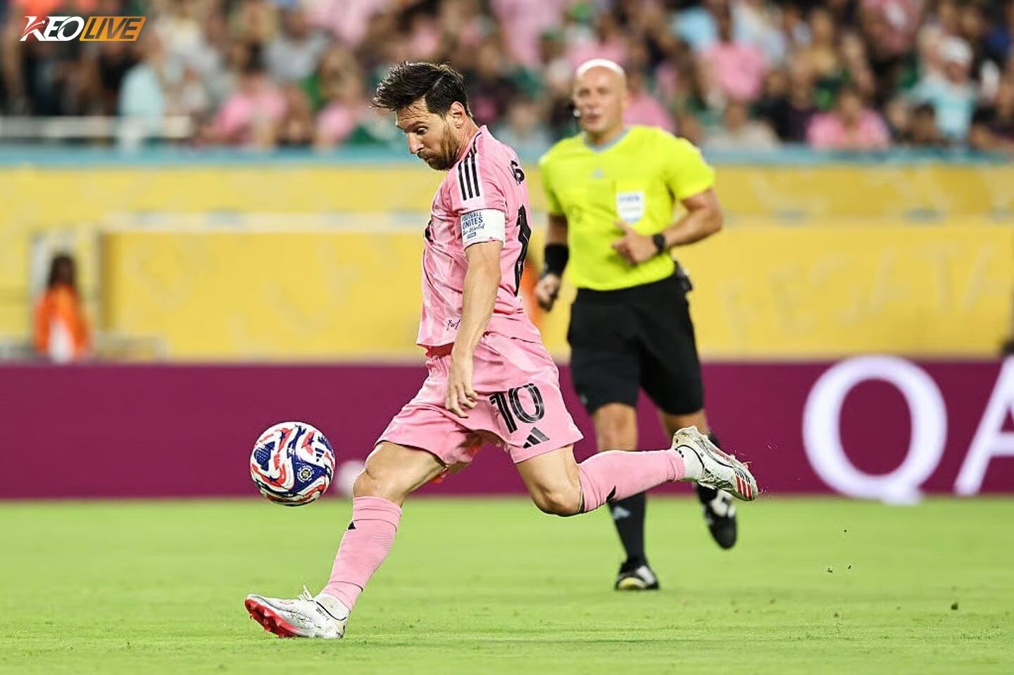 Messi sẽ đối đầu đội bóng cũ PSG tại vòng 1/8 | Keolive