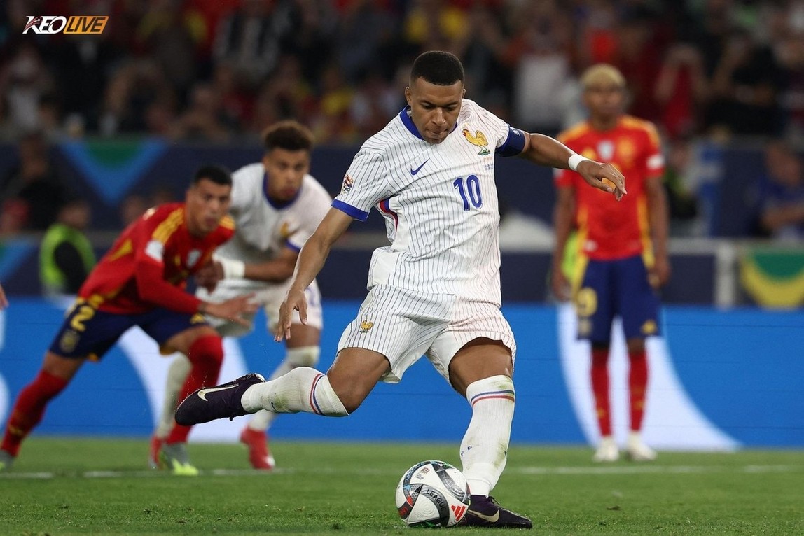 Mbappé mở đầu cho hy vọng ngược dòng của Pháp | Keolive