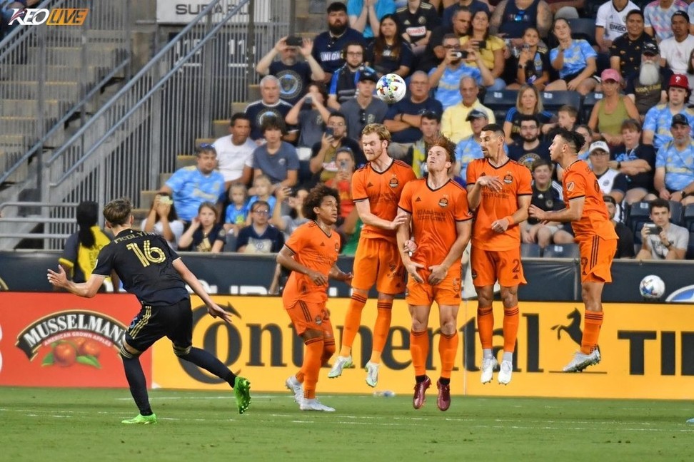 Philadelphia thắng đậm 6-0 trước Houston vẫn còn in đậm trong trí nhớ người hâm mộ | Keolive