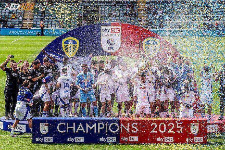 Leeds quay lại Premier League sau 2 mùa vắng bóng | Keolive