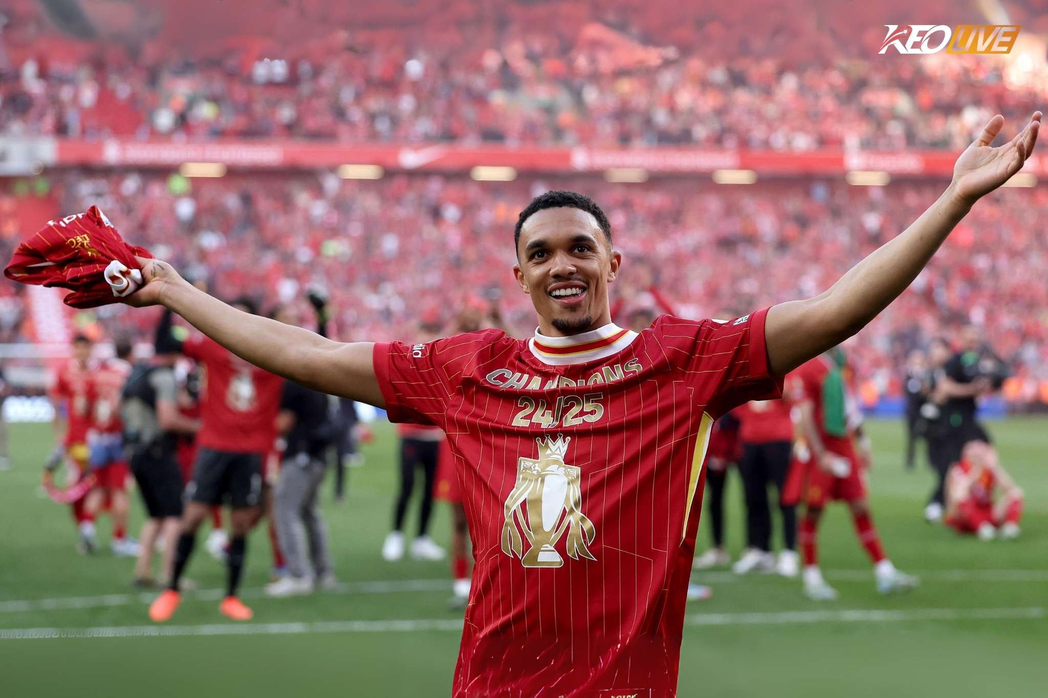Trent Alexander-Arnold chia tay Liverpool  | Keolive