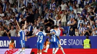 Hình ảnh cho bài Espanyol 2-1 Atletico Madrid: Cú ngược dòng ngoạn mục tại RCDE Stadium