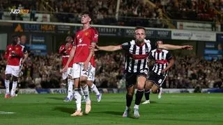 Hình ảnh cho bài “Cơn địa chấn” tại Blundell Park, Grimsby Town hạ nhục Man United 