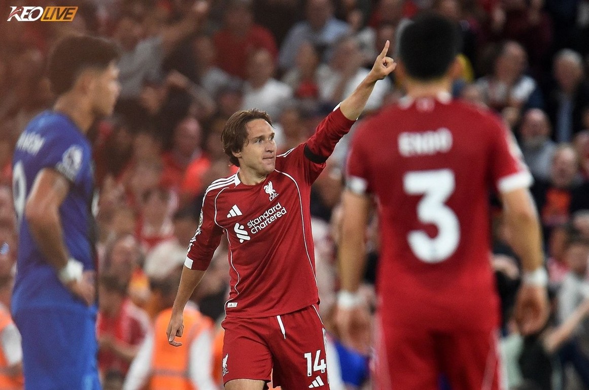 Chiesa từ kép phụ hóa người hùng cho Liverpool | Keolive
