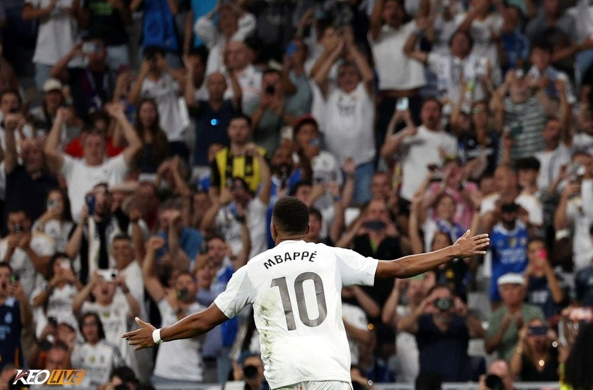 Số 10 mới của Bernabeu có bàn thắng mở tài khoản | Keolive