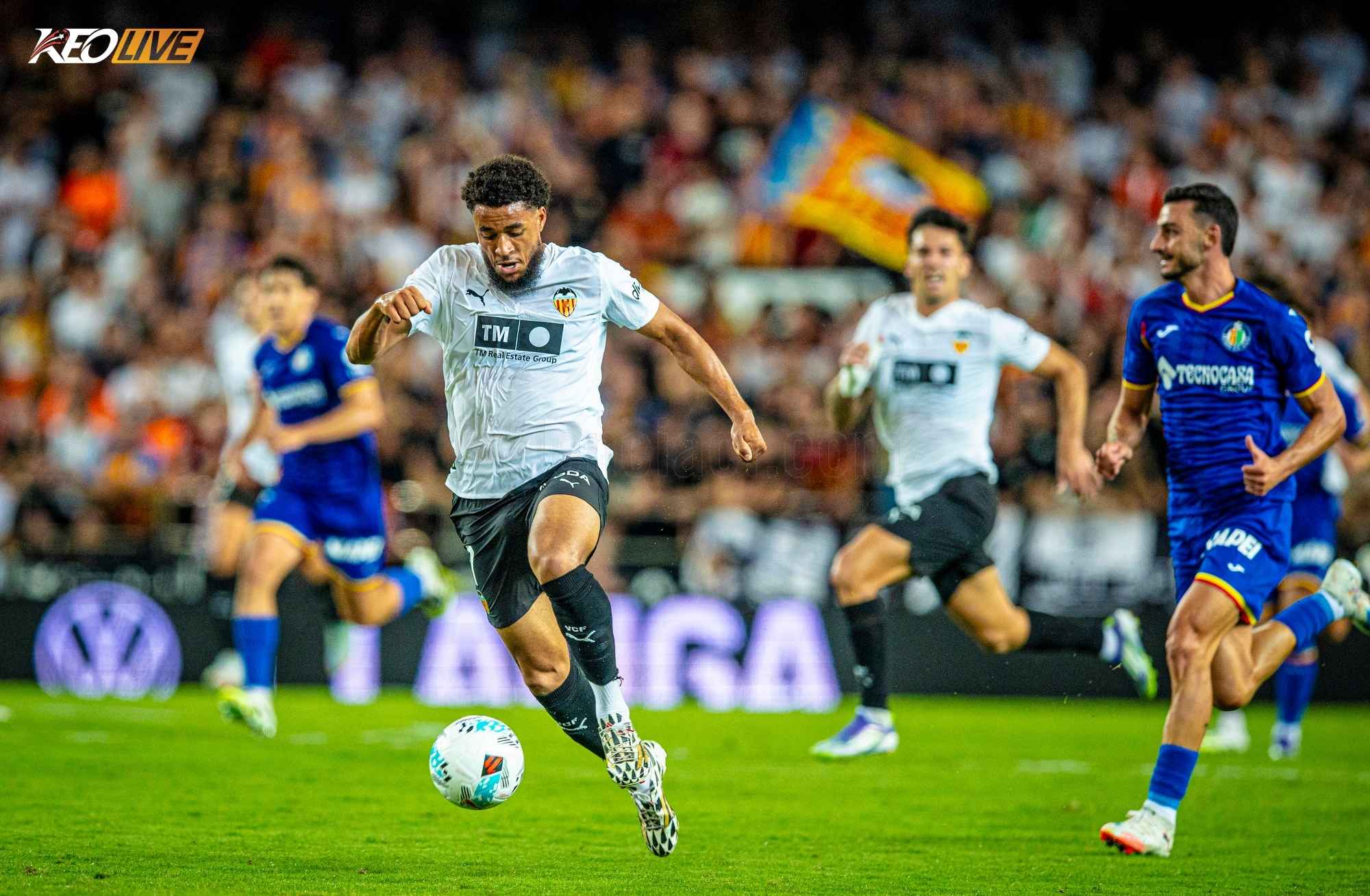 Valencia phản công hiệu quả | Keolive