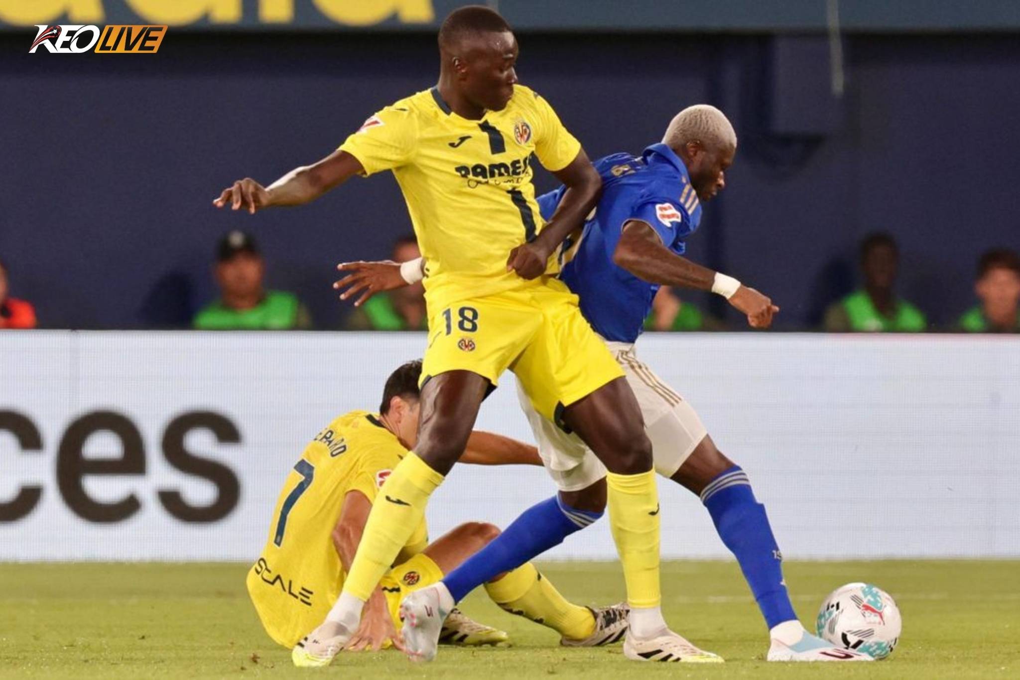 Oviedo không thể vượt qua được hàng thủ của Villareal | Keolive