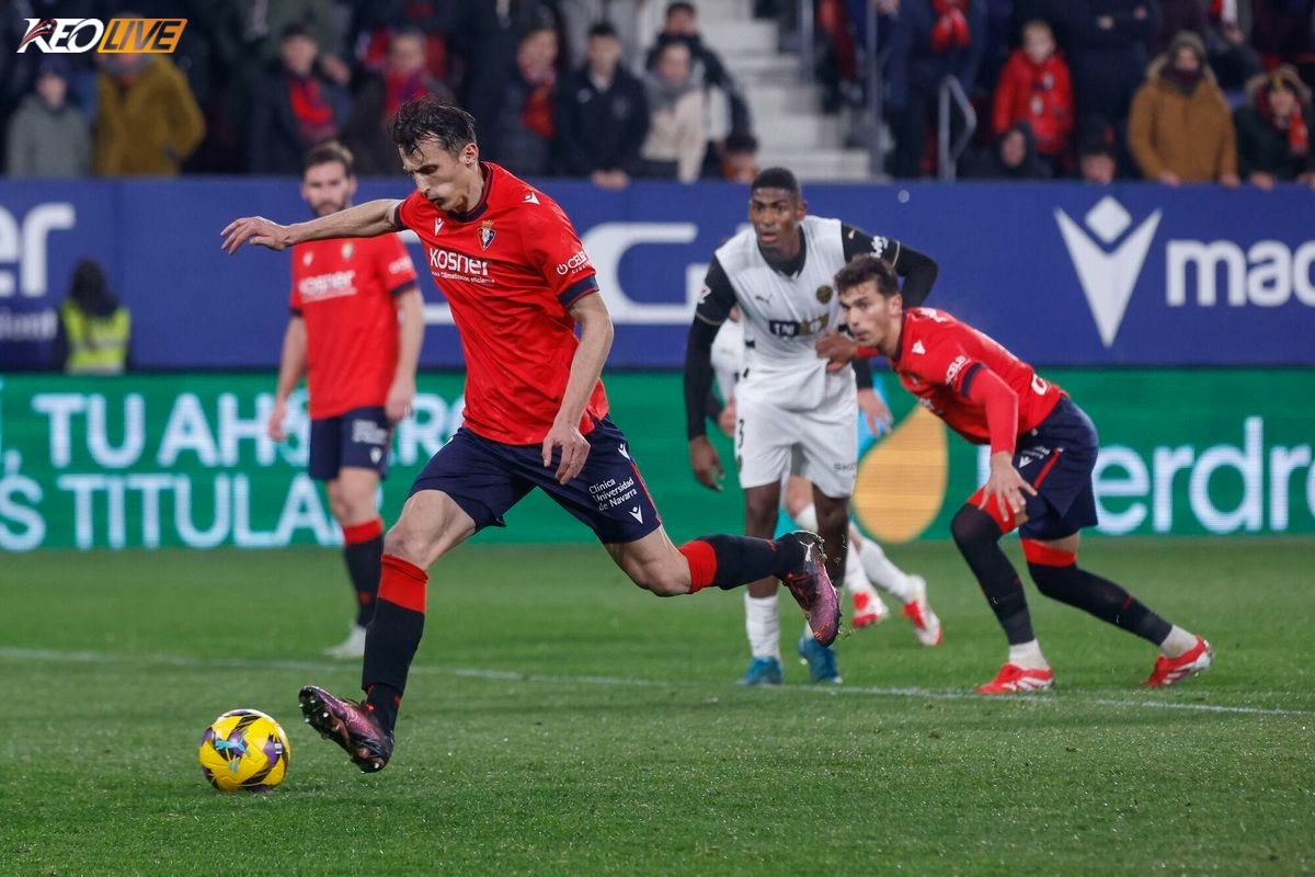 Osasuna đã để Valencia cầm hòa 3-3 ở El Sadar trong lần gặp gần nhất | Keolive