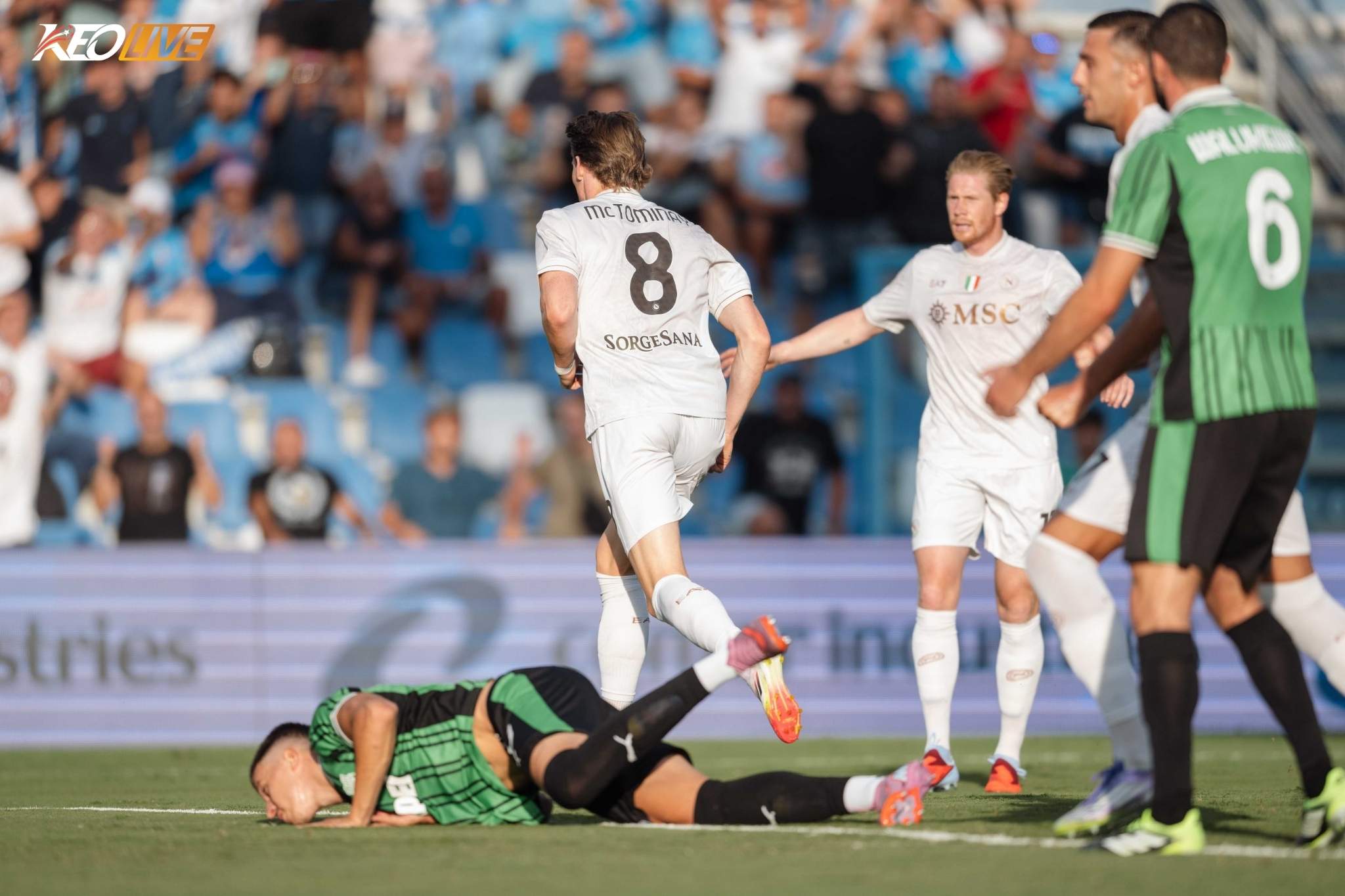 Napoli nhẹ nhàng hạ gục Sassuolo | Keolive