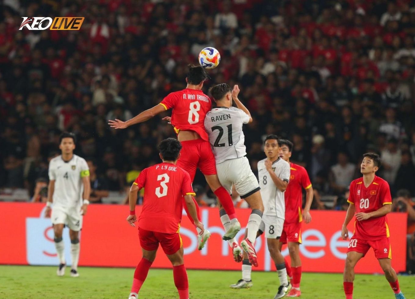Chiến thuật ảo ảnh tâm lý của HLV Kim Sang Sik  | Keolive