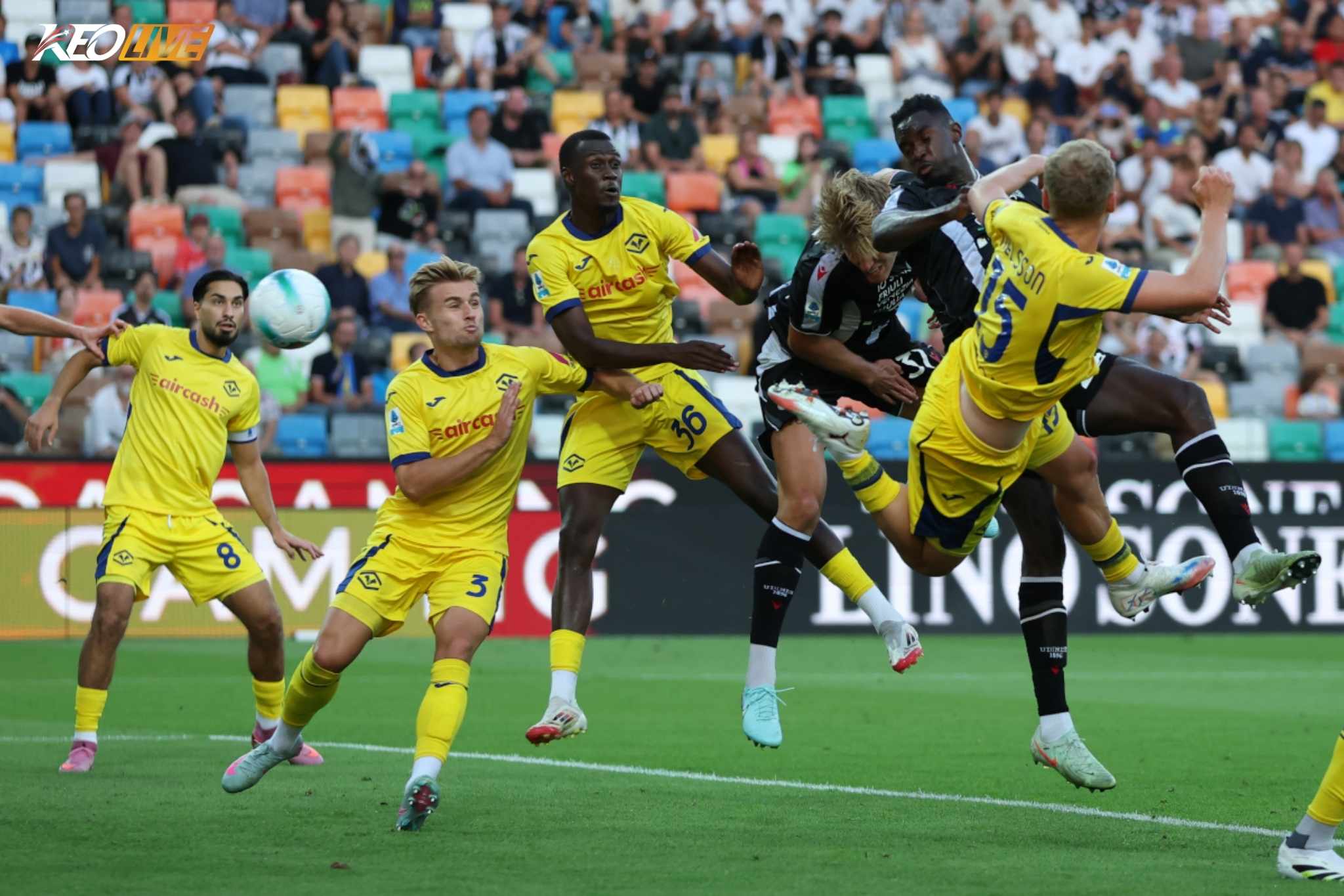 Udinese chia điểm trong ngày mở màn với Verona | Keolive