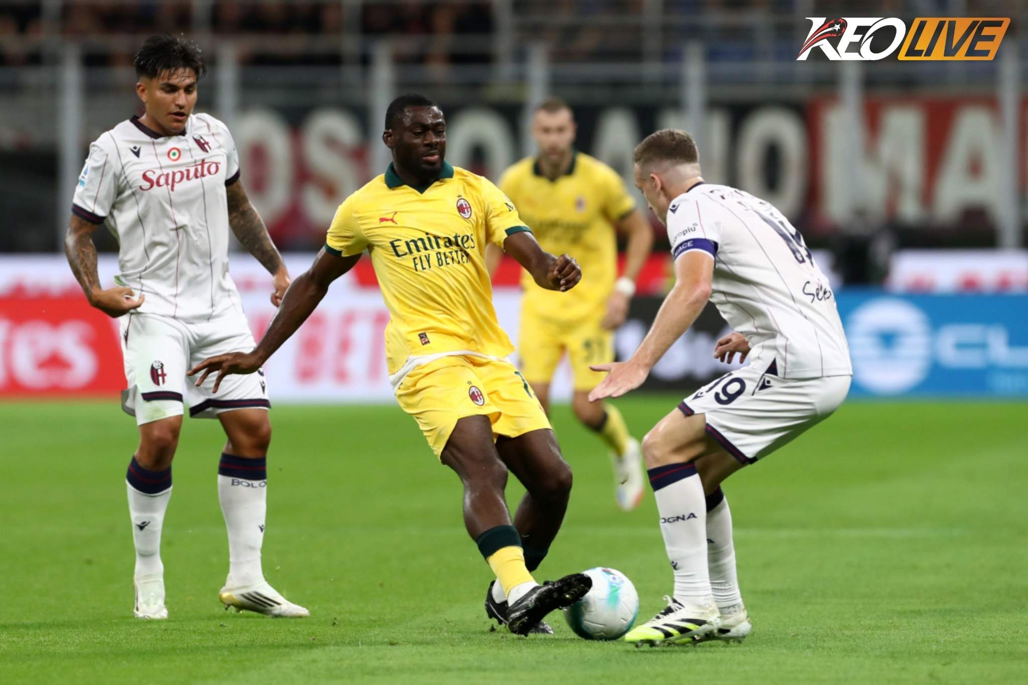 Thế trận cân bằng trong hiệp 1 | Keolive