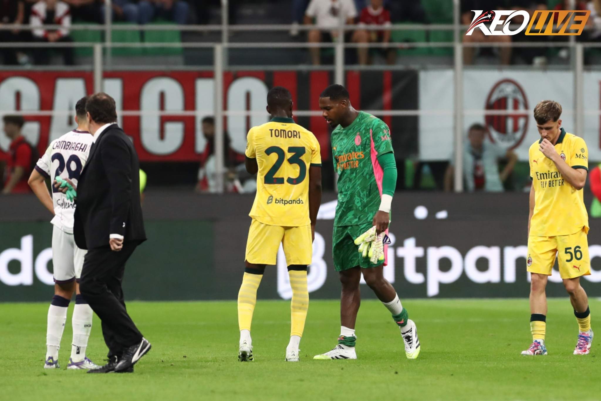 Vết xước trong chiến thắng của Milan khi Maignan gặp chấn thương | Keolive