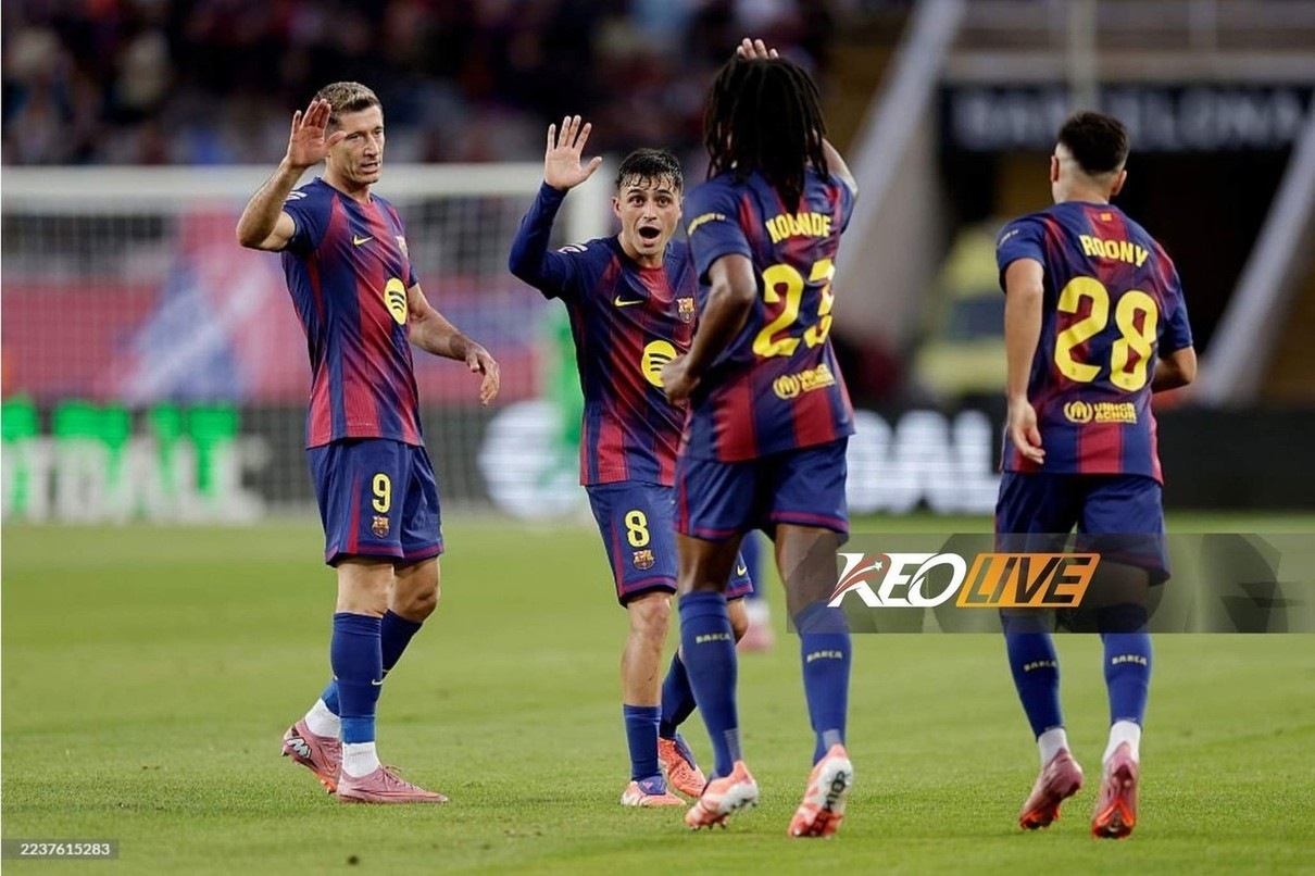 Koundé gỡ hòa cho Barca | Keolive