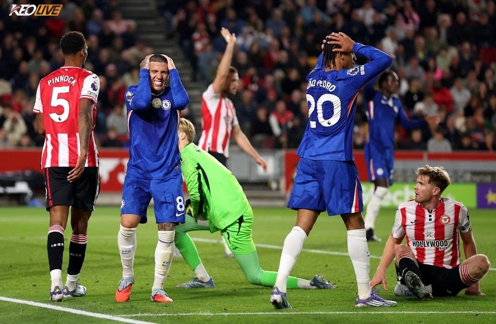 Sai lầm hàng thủ vẫn luôn là vấn đề nhức nhối của Chelsea | Keolive