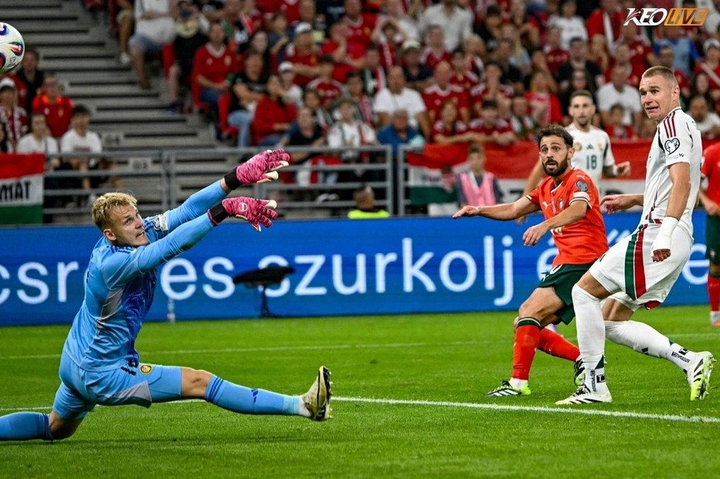 Bernardo Silva dứt điểm tung nóc lưới gỡ hòa cho Bồ Đào Nha | Keolive