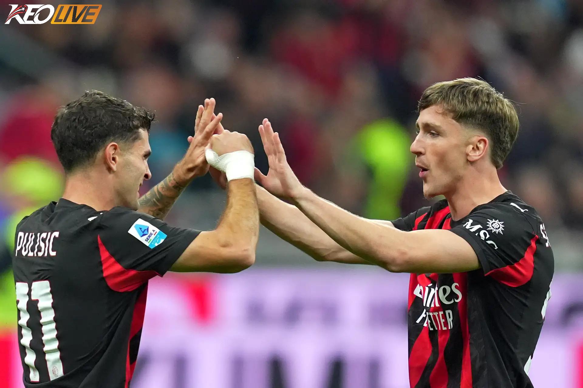 Pulisic tỏa sáng trong cả hai bàn thắng của Milan | Keolive