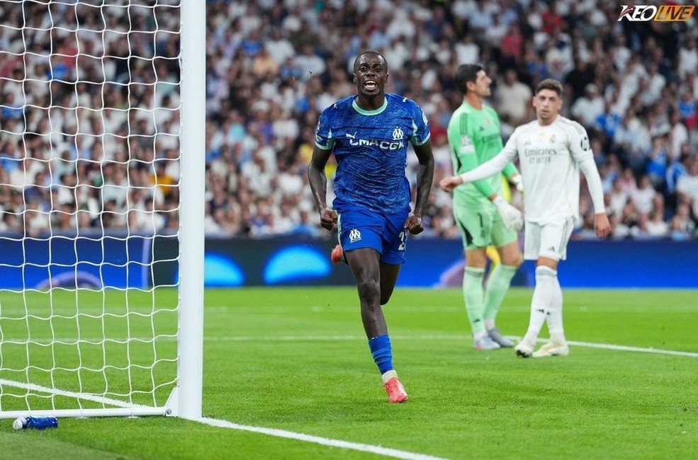 Marseille bất ngờ có bàn mở tỉ số | Keolive