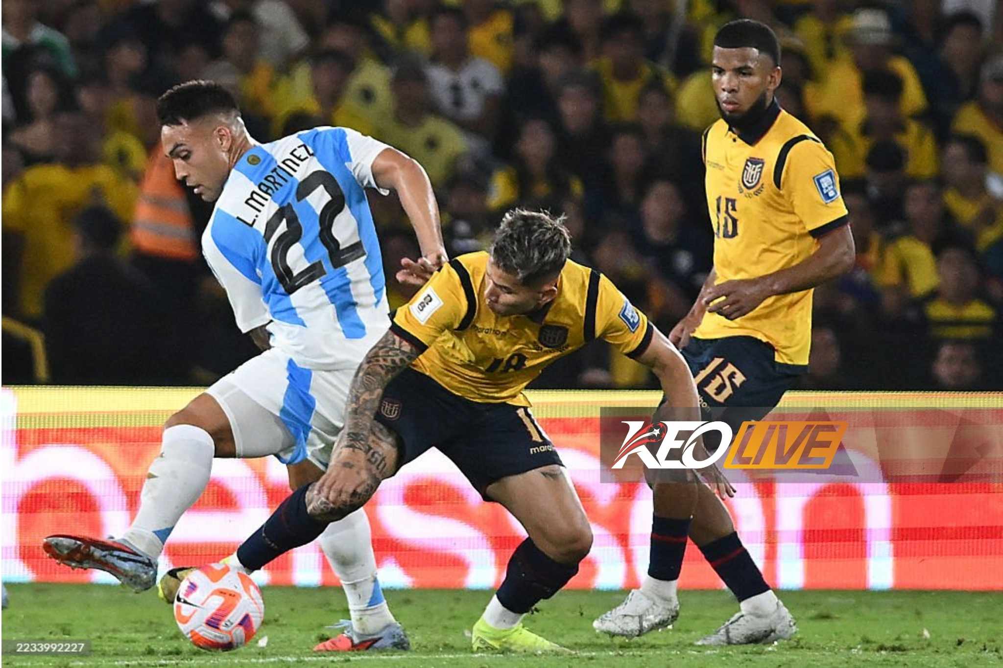 Lautaro Martinez chưa thể thay thế Messi dẫn dắt hàng công của Argentina | Keolive