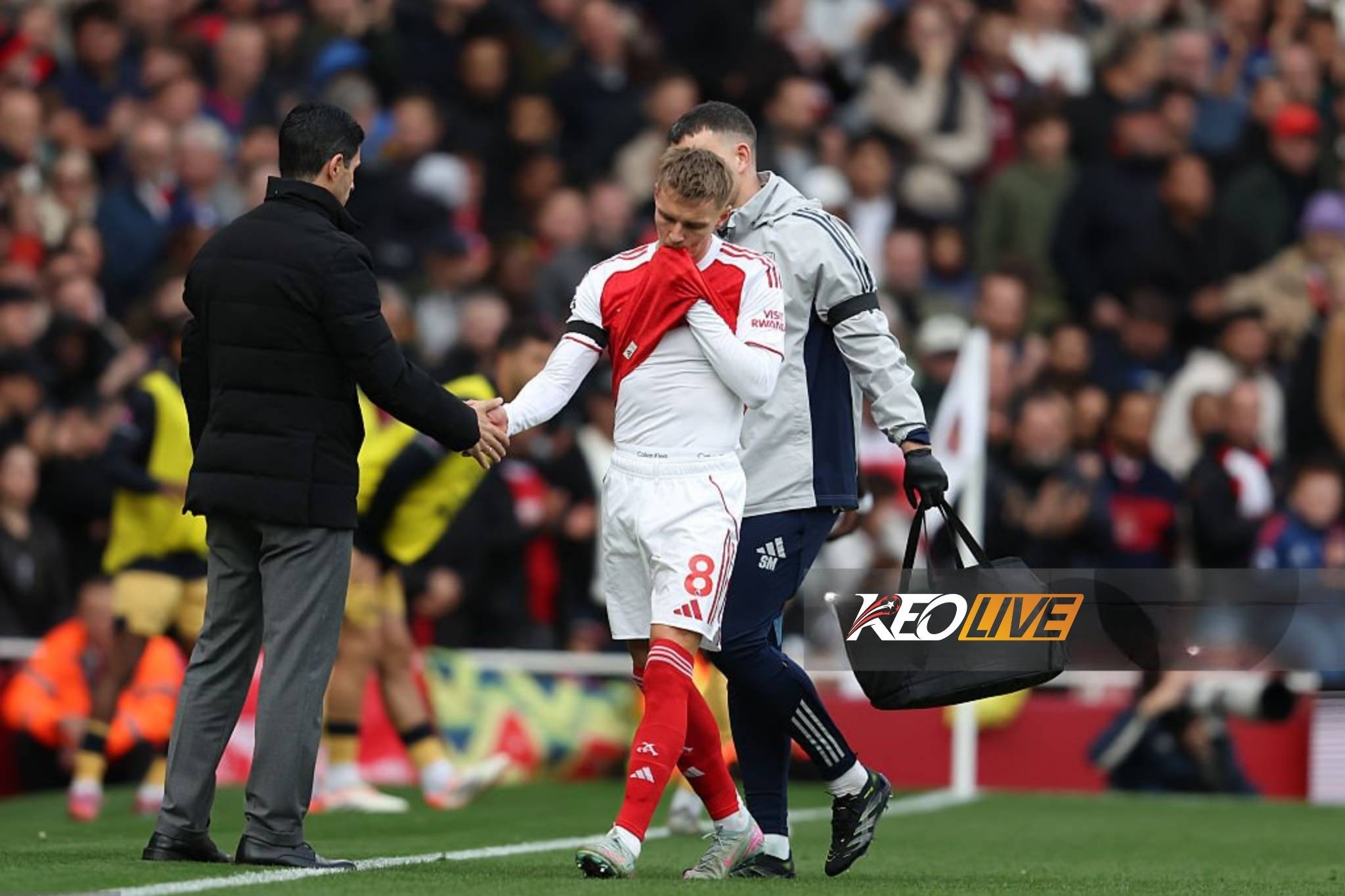 Lần thứ 3 kể từ đầu mùa, Odegaard phải rời sân vì chấn thương | Keolive