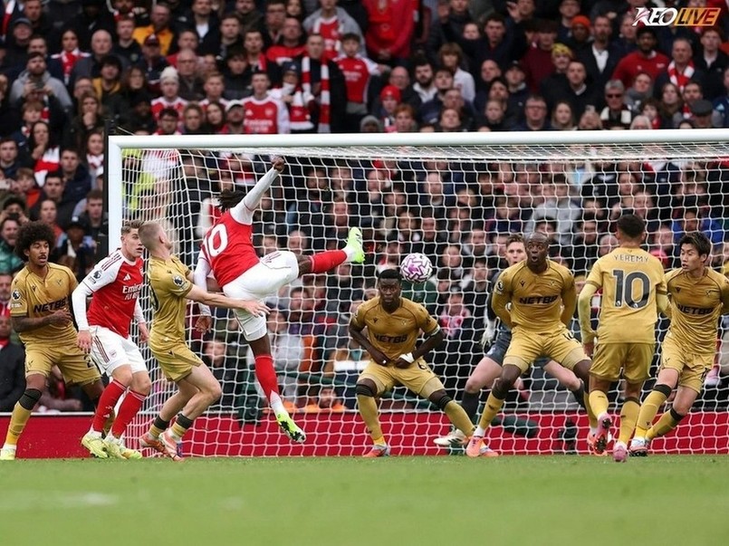 Eze có bàn thắng đầu tiên tại Premier League trong màu áo Arsenal | Keolive