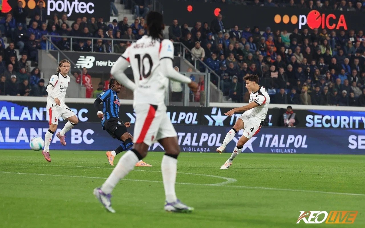 Rici sút xa ghi bàn ngay phút thứ 4 | Keolive