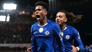 Hình ảnh cho bài Chelsea 2-1 Liverpool: The Kop tiếp tục để thua ở phút bù giờ