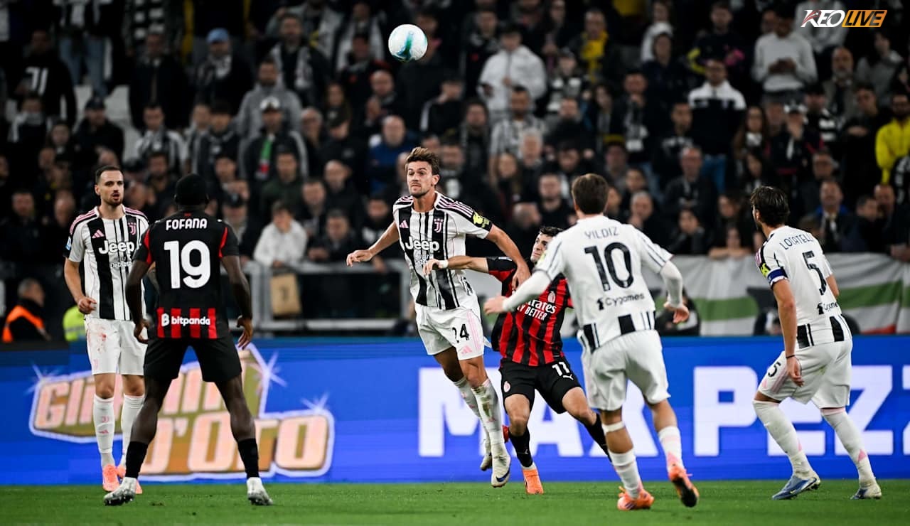 Milan chính thức bị Napoli chiếm ngôi đầu bảng | Keolive