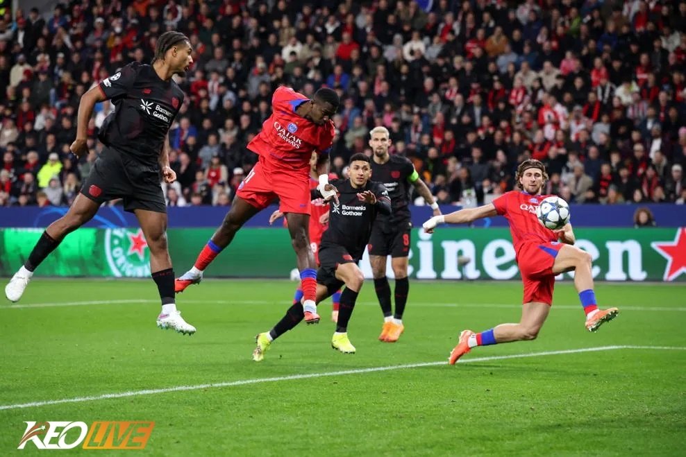 Pacho đánh đầu mở tỉ số cho PSG | Keolive