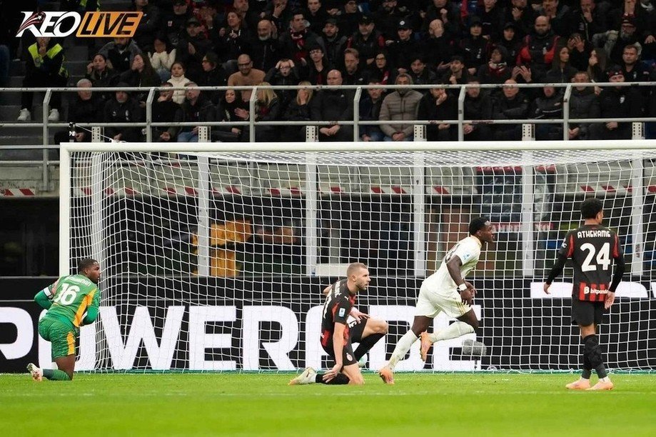 Bàn gỡ hòa của Cuadrado trên chấm 11m | Keolive