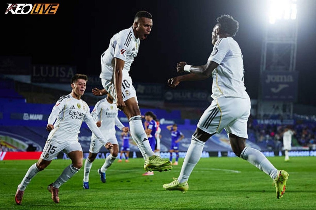Real đang bay cao trên đôi cánh mang tên Mbappé | Keolive