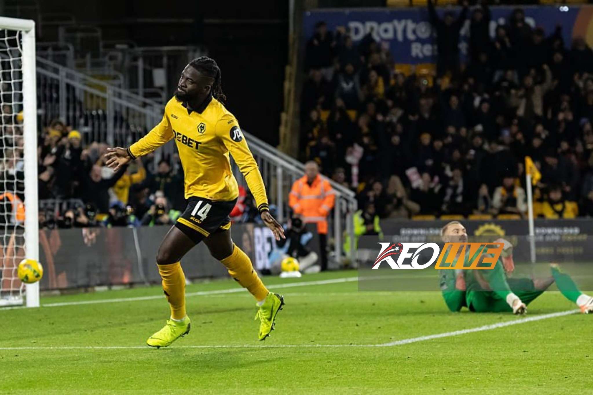 Arokodare thắp lại hy vọng cho Wolves | Keolive