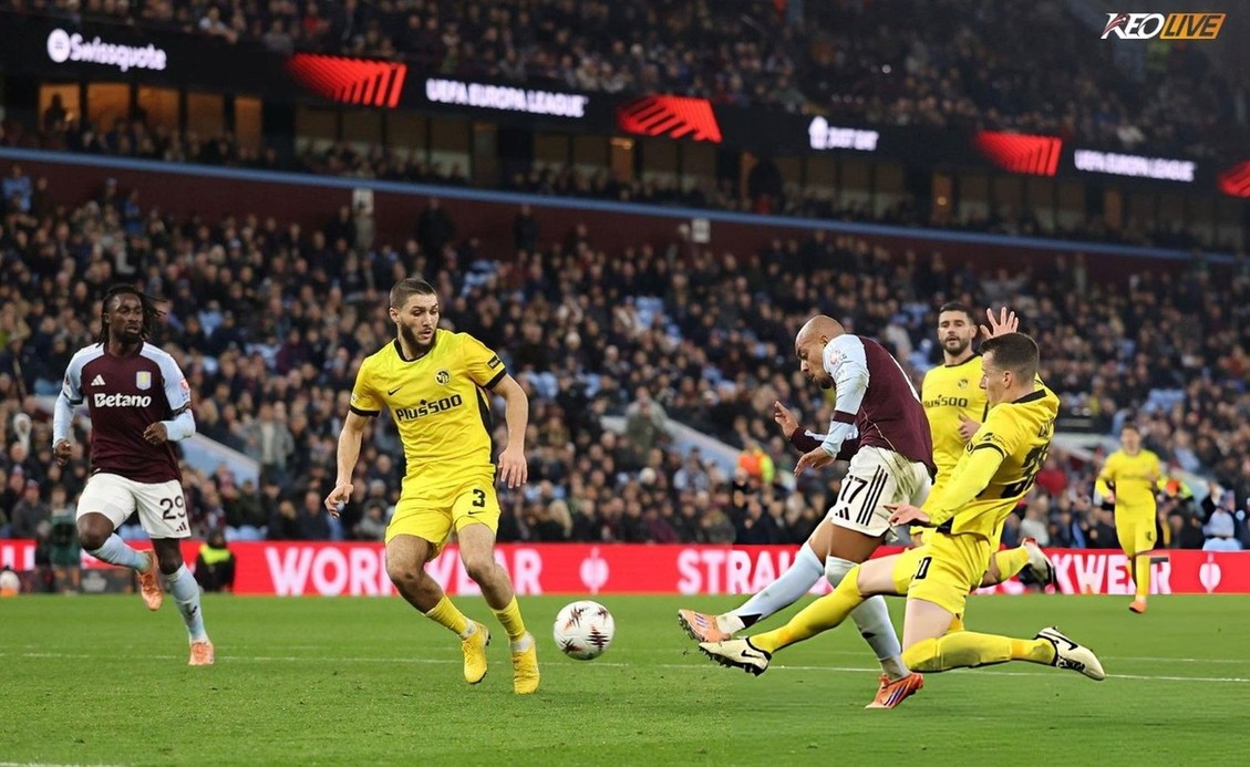 Malen mở tỉ số trận đấu | Keolive