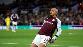 Malen lập cú đúp, Aston Villa thắng Young Boys 2-1 tại Europa League