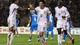 Hình ảnh cho bài Azerbaijan 1-3 Pháp: Mateta giúp Les Bleus lội ngược dòng nhẹ nhàng