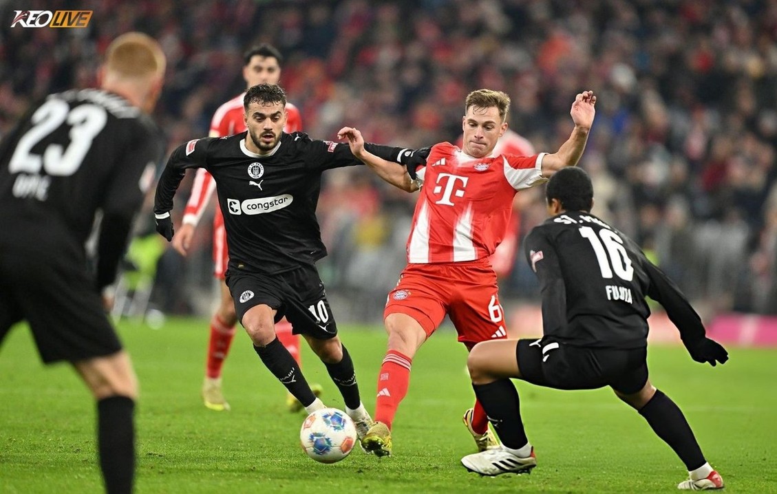 Đội khách mở điểm từ sớm  | Keolive