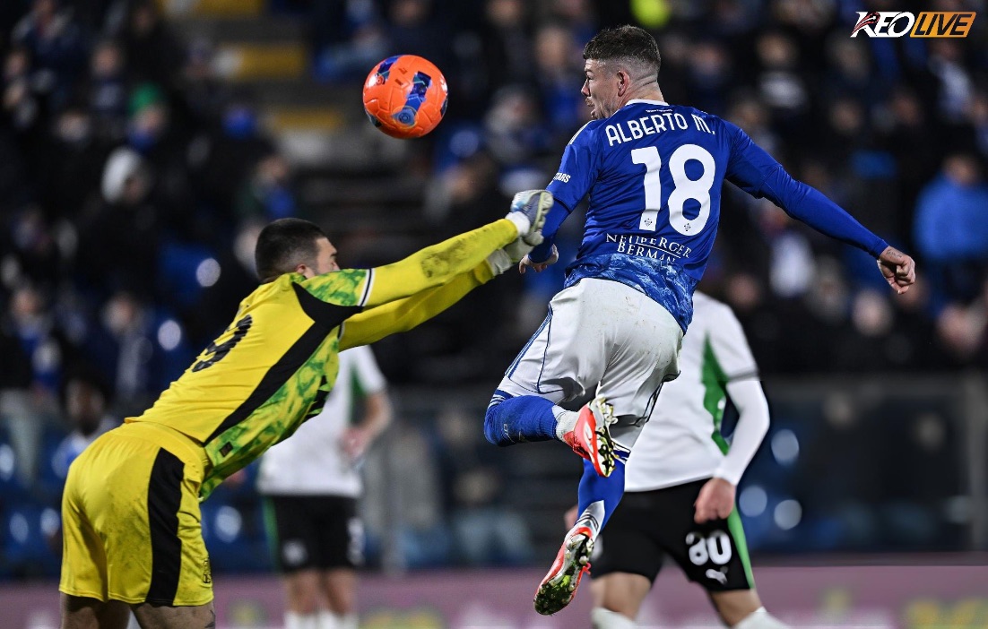 Cú bấm bóng kiến tạo 10 điểm của Nico Paz | Keolive