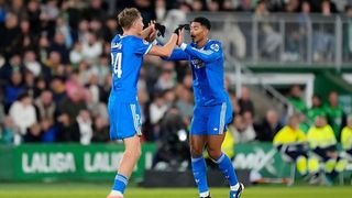 Real Madrid 2-2 Elche: Los Blancos dứt mạch thắng trong tiếc nuối