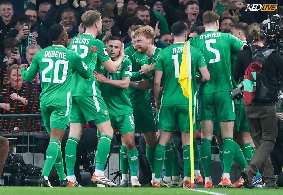 Cú đúp của Parrott giúp Ireland sống lại hy vọng tới World Cup | Keolive